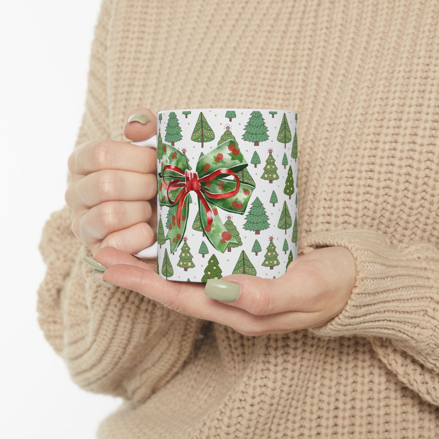 Christmas Mug with Festive Layer Cake and Holiday Tree Design – Perfect for Seasonal Cheer